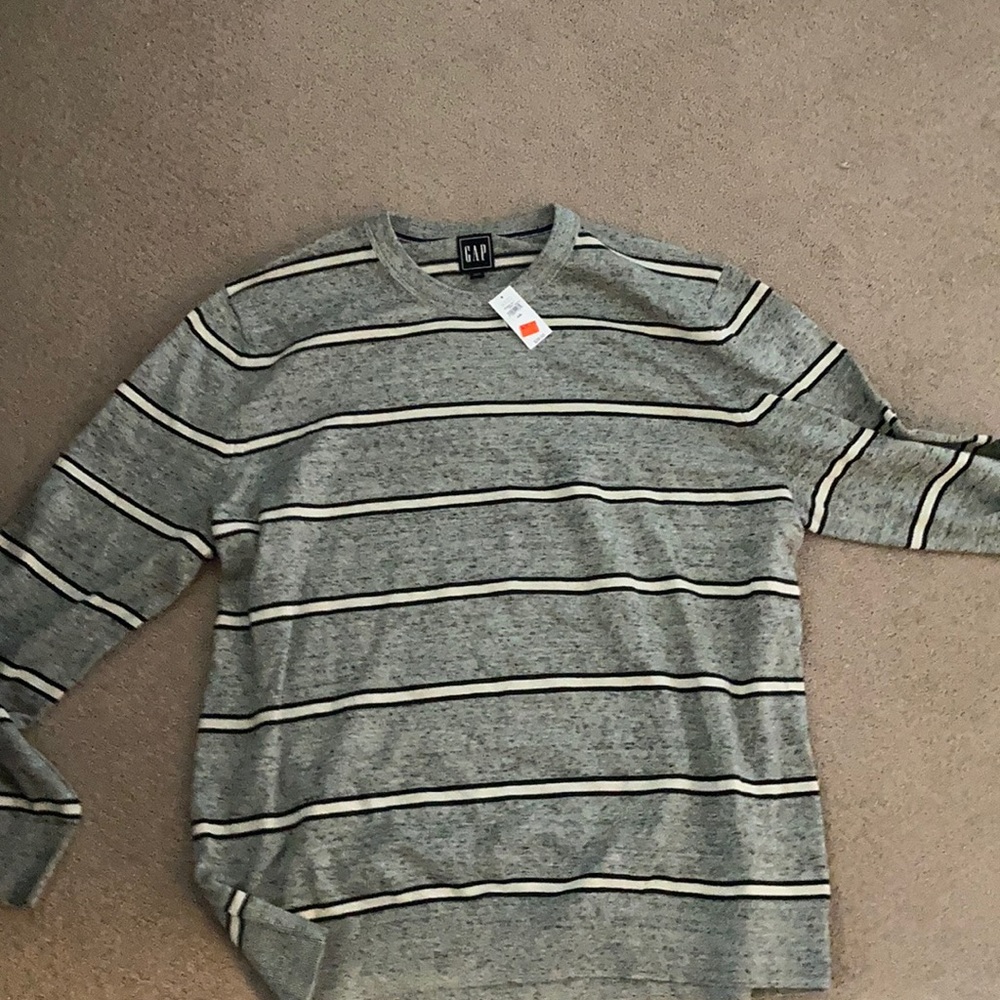 Gap long sleeve